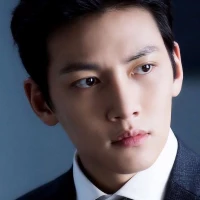 지창욱
